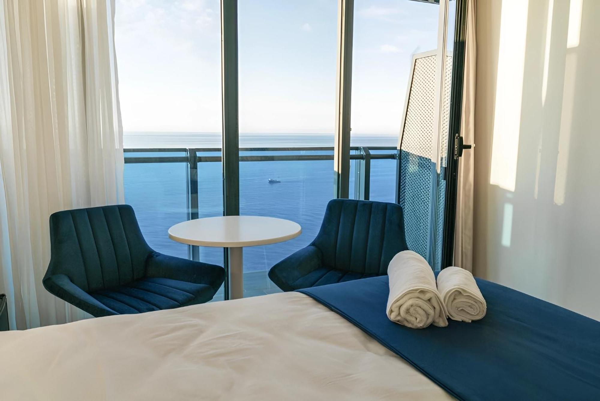 Orbi Batumi City Beach View Hotel Exteriér fotografie