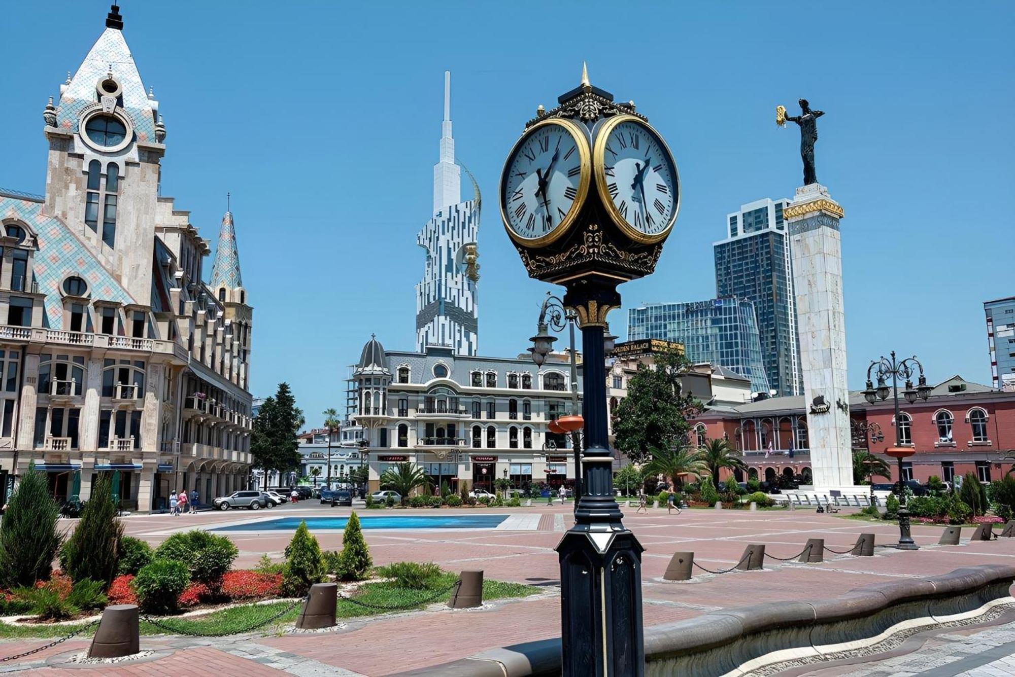 Orbi Batumi City Beach View Hotel Exteriér fotografie